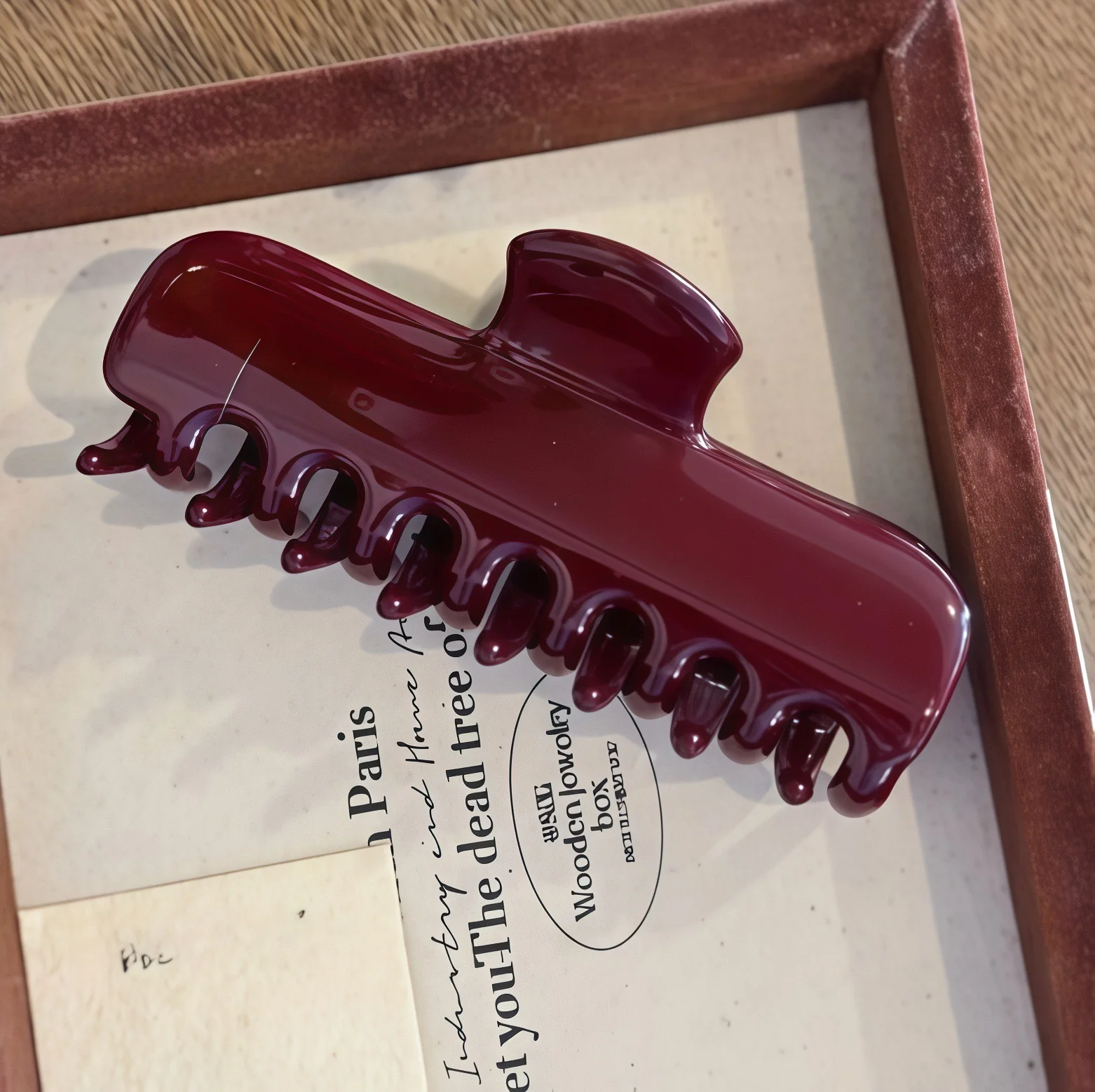 Cherry-coke core Claw Clip