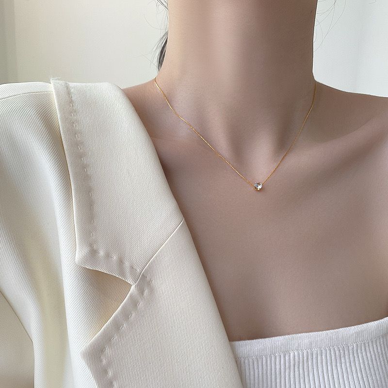 Chic Dream Solitaire Necklace - Image 3