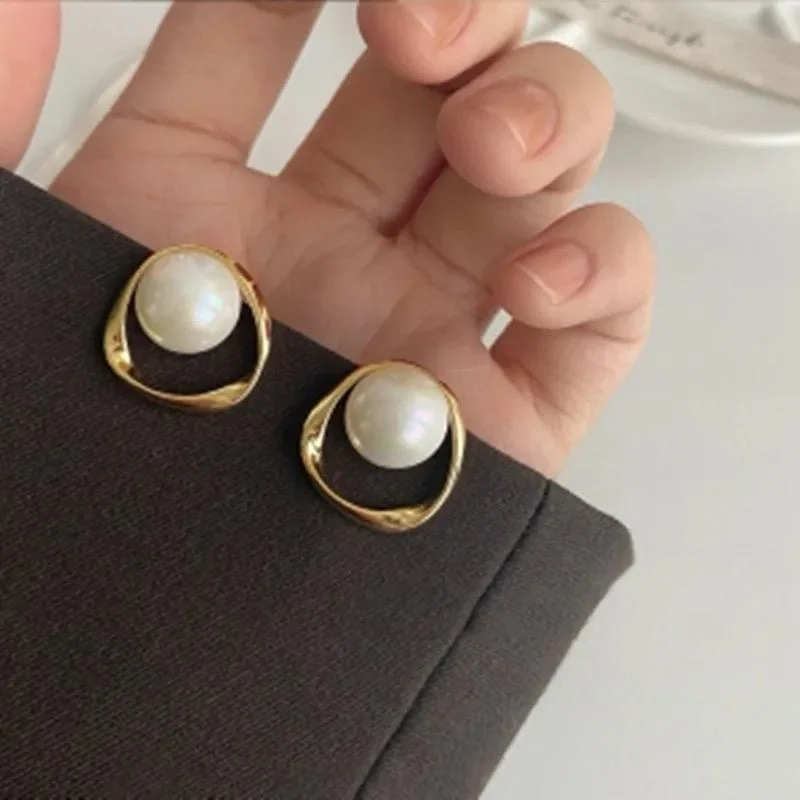 Chic Pearl Statement Earrings - Image 6