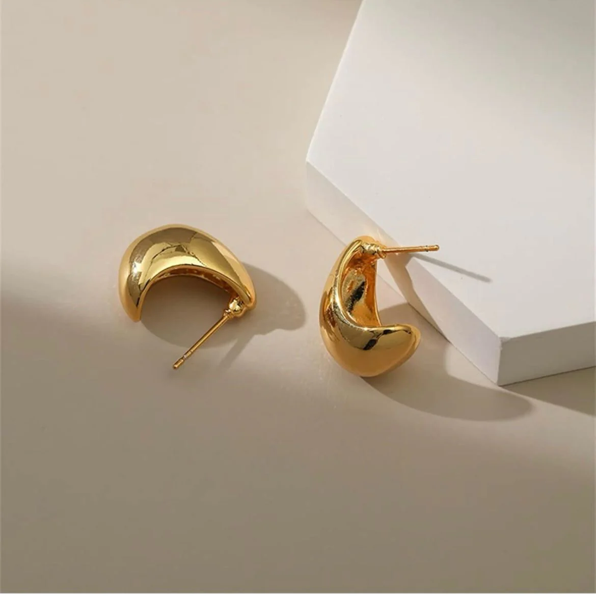 Chunky Gold Waterdrop Stud Earrings - Image 3