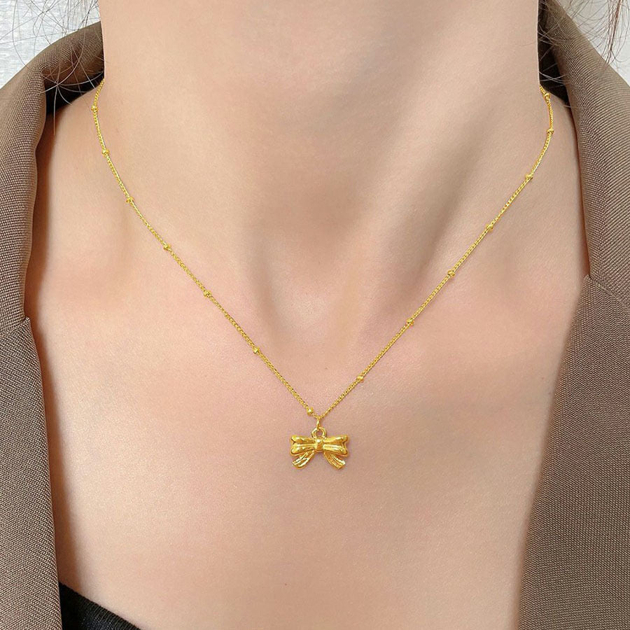 Clean Girl Era Bow Necklace - Image 3