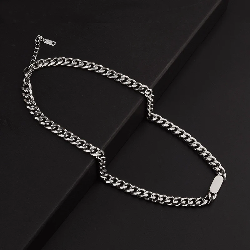 Clunky Silver Unisex Chain Necklace - Image 5