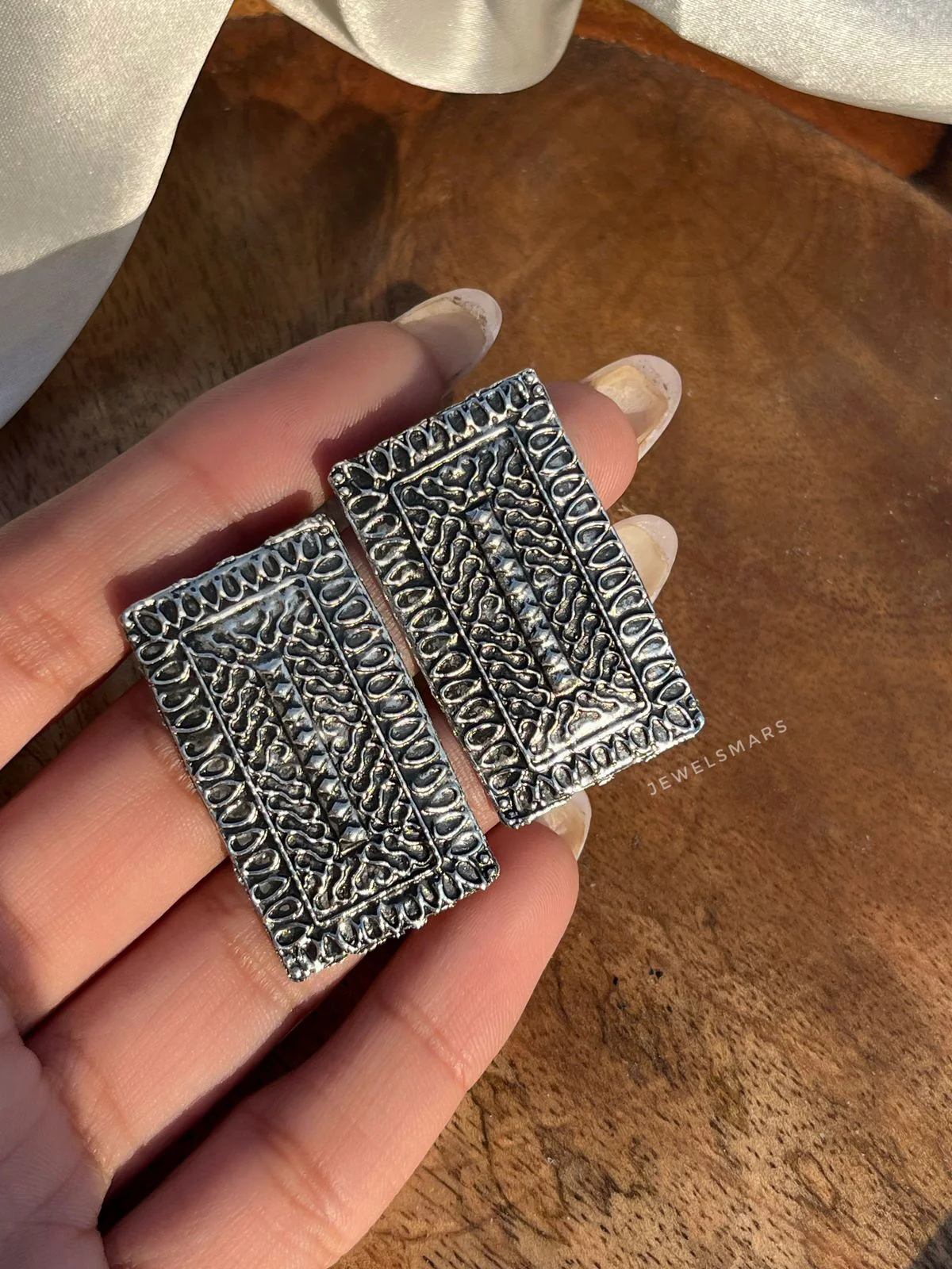 Combo of 6 earrings (ethnic + western) - Image 6