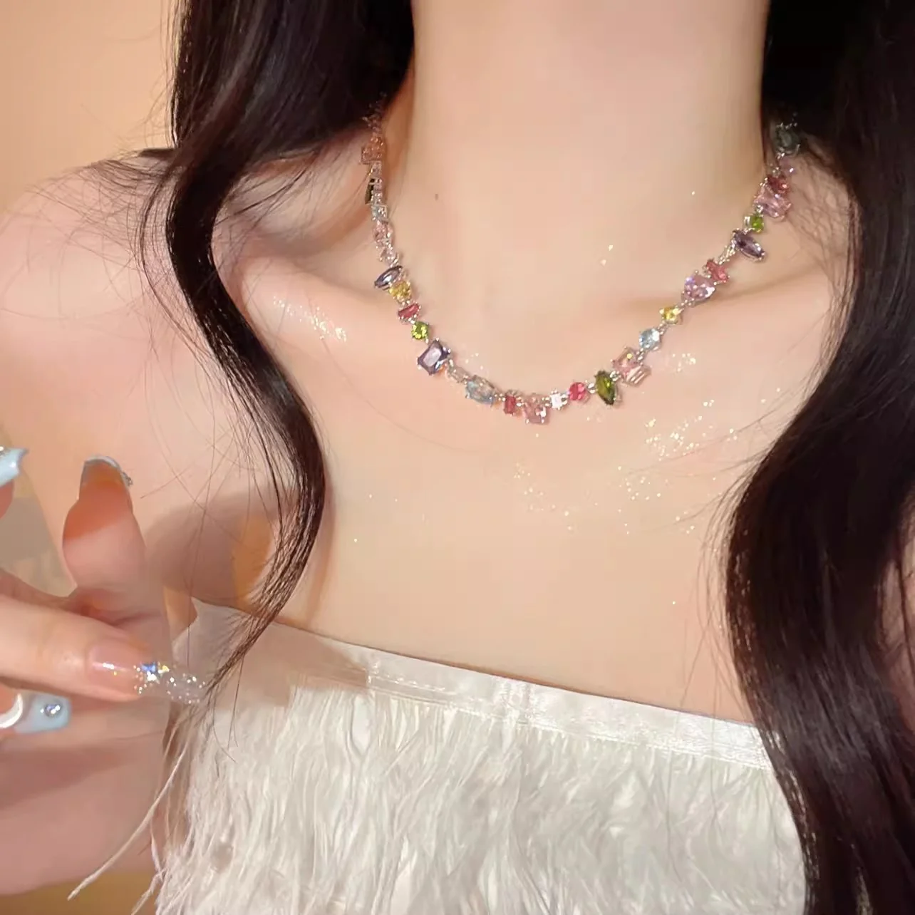 Viral Rhinestones Necklace - Image 5