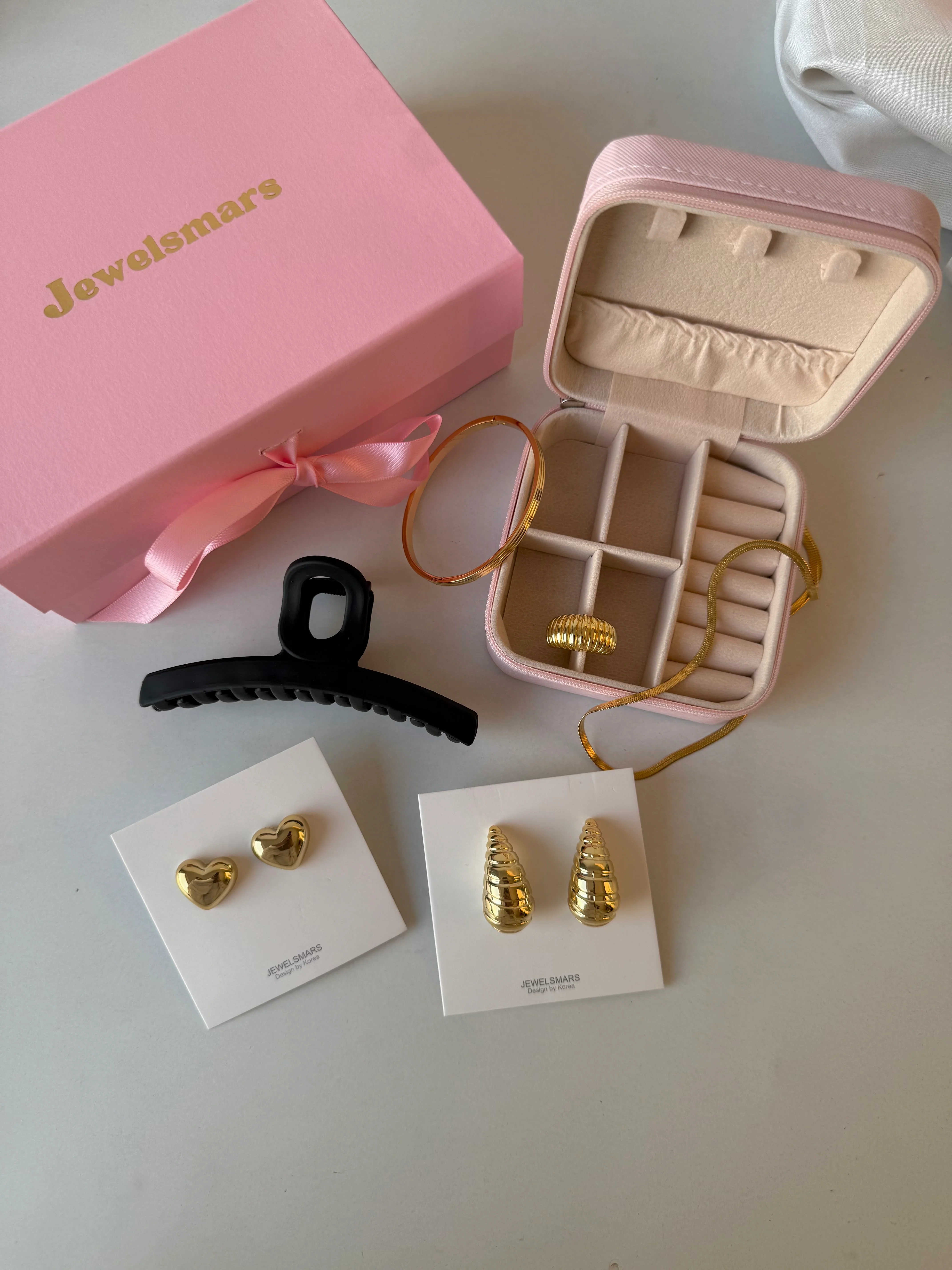 Party Girl Gift Hamper + Jewellery organiser - Image 3