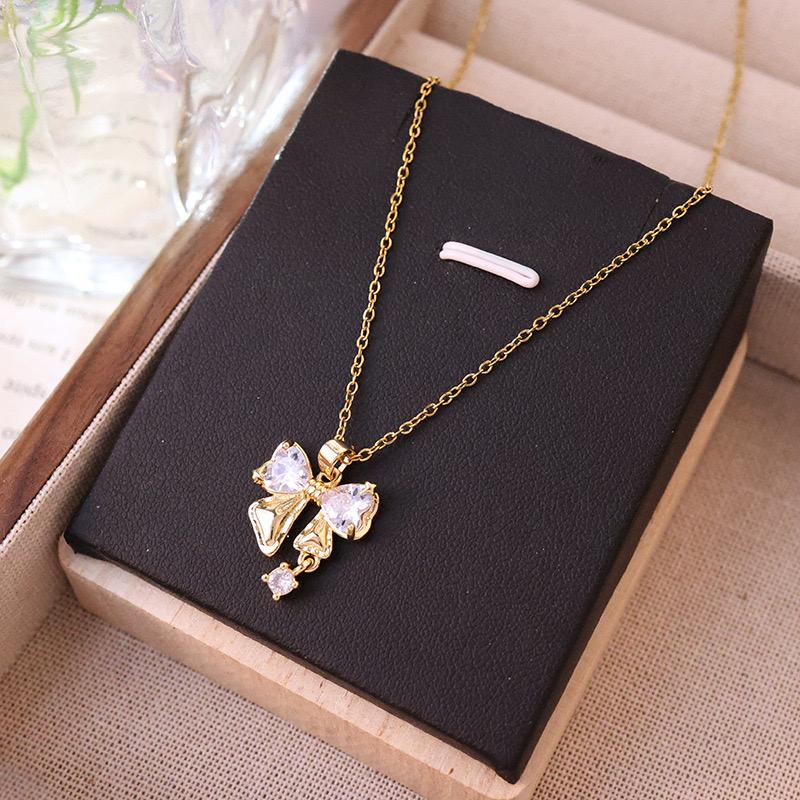 Coquette Bow Necklace- golden - Image 4