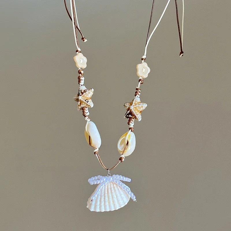 Coquette Marina Necklace - Image 3