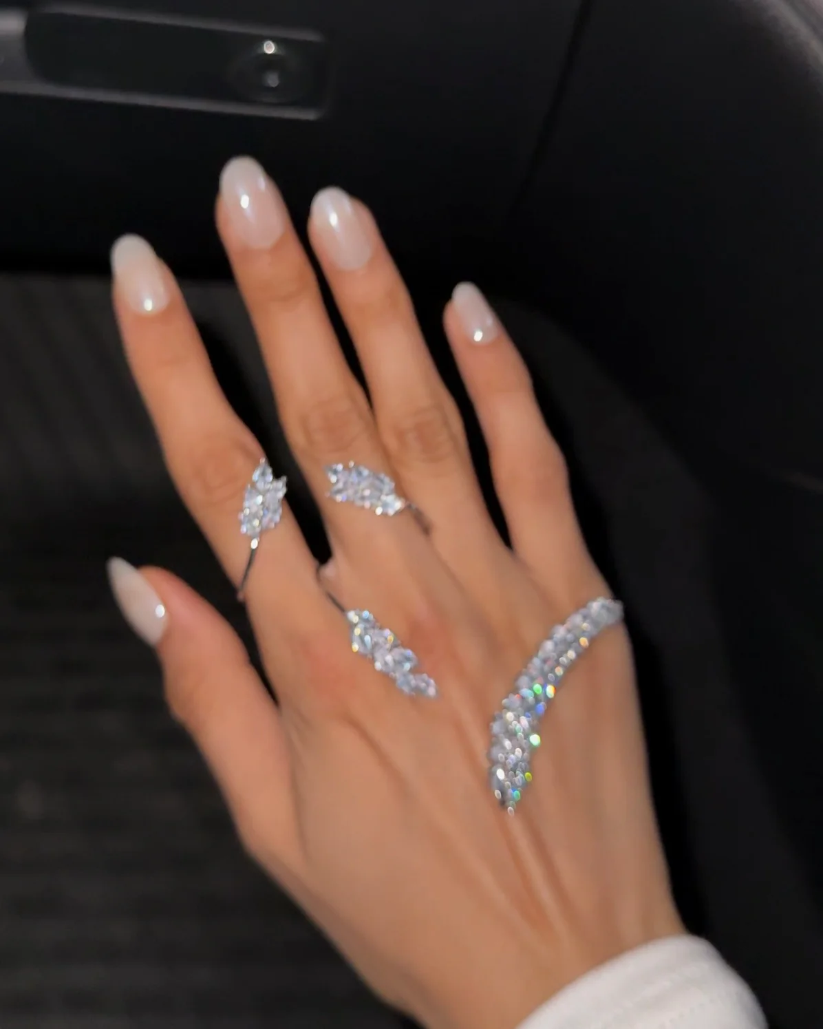 Cosmic Glow Hand Veil - Image 3