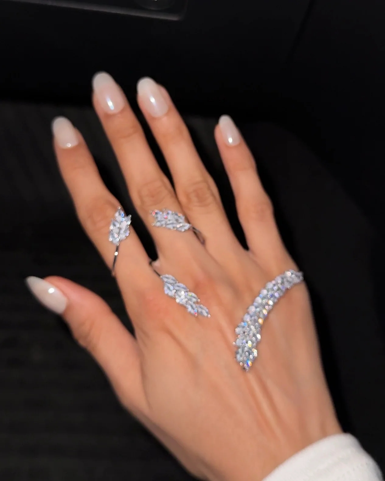 Cosmic Glow Hand Veil - Image 6