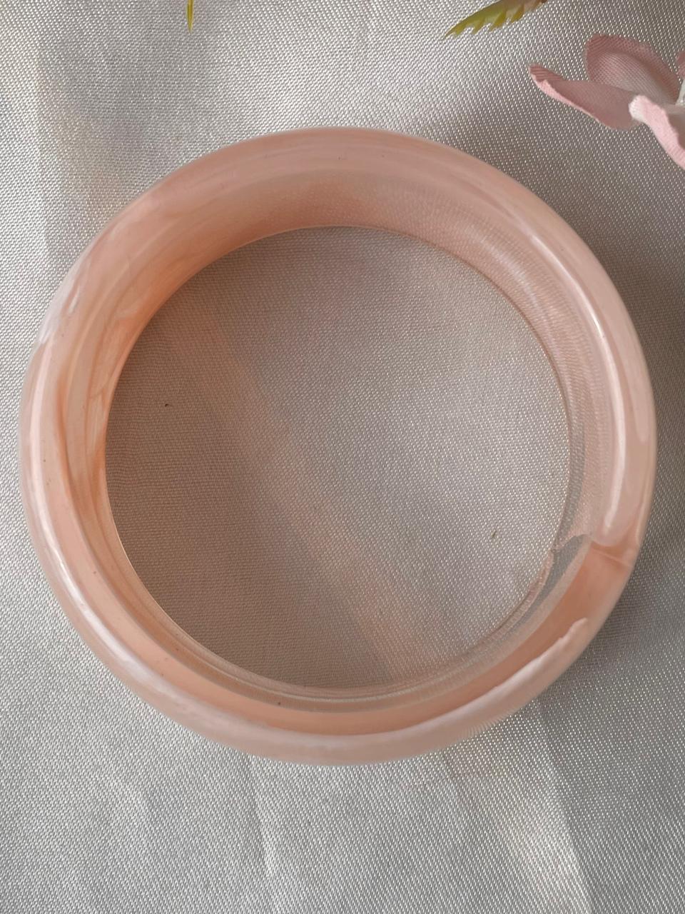 Cosmopolitan Acrylic Bangle - Image 4