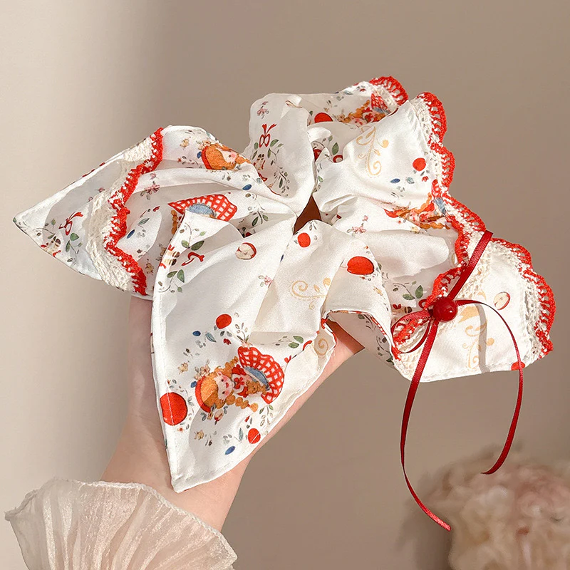 Countryside Picnic Scrunchie - Image 2