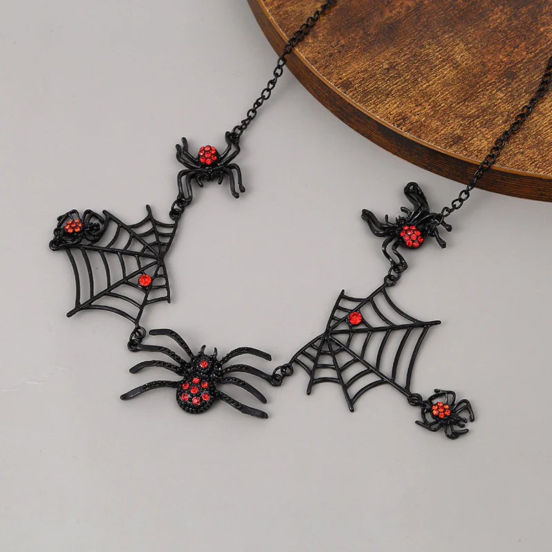 Creeping Spiders Necklace - Image 2