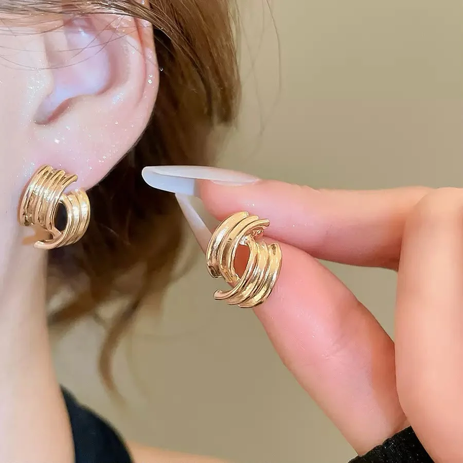 Croissant Twist Retro Studs - Image 2