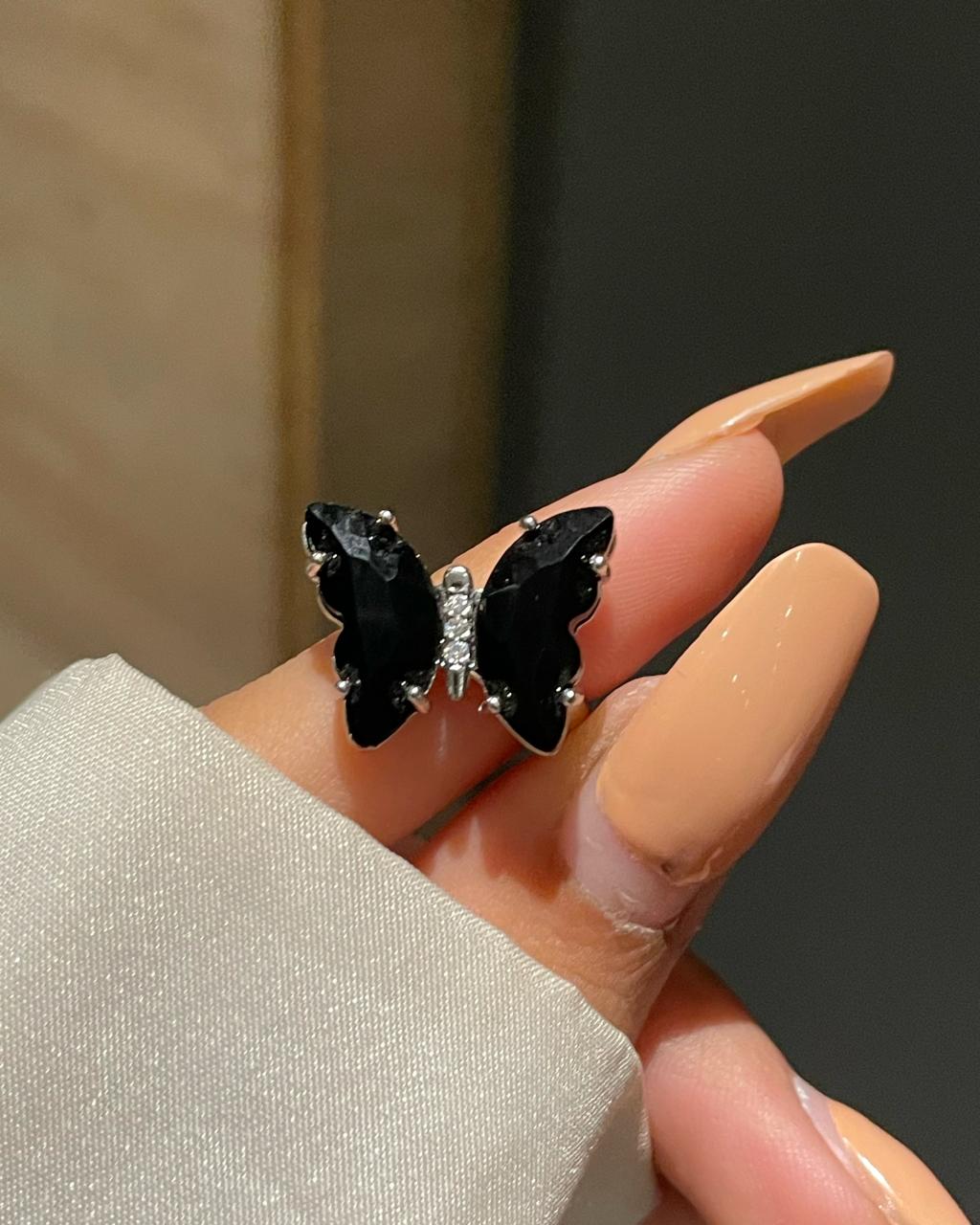 Crystal Butterfly Ring- black - Image 2