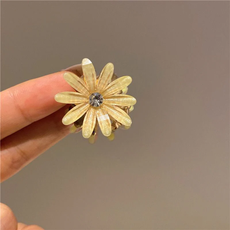 Crystal Floral Hair Claws - Image 3