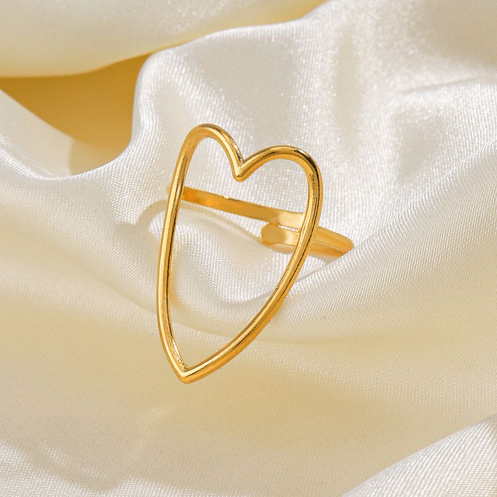 Cupid’s Loop Heart Ring - Image 2
