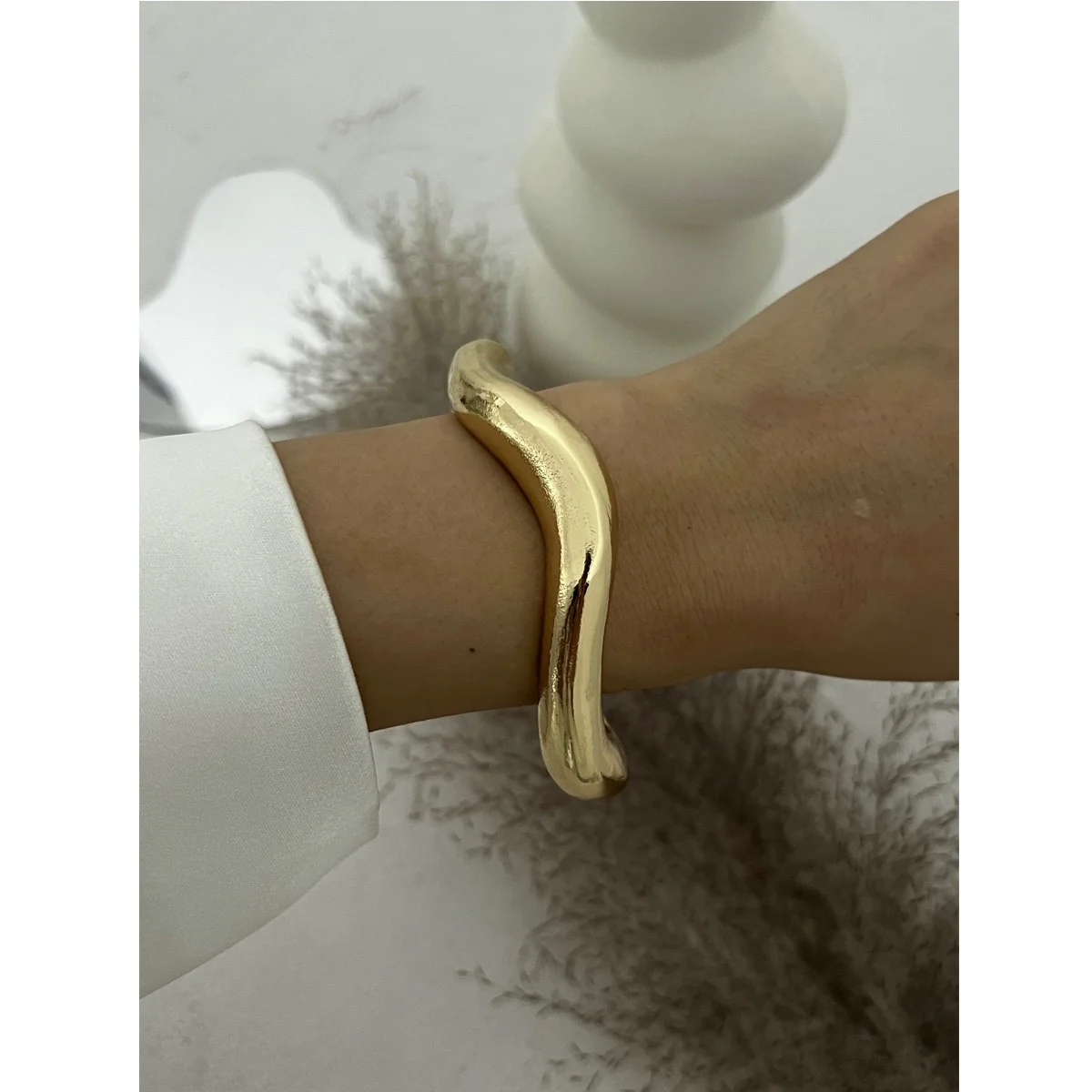 Curvy Golden Handcuffs - Image 4