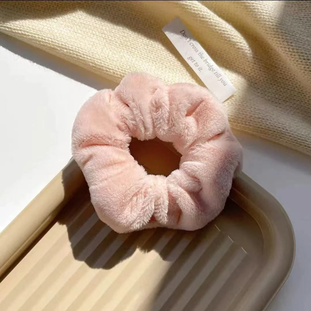 Cute Fur Scrunchies - Image 11