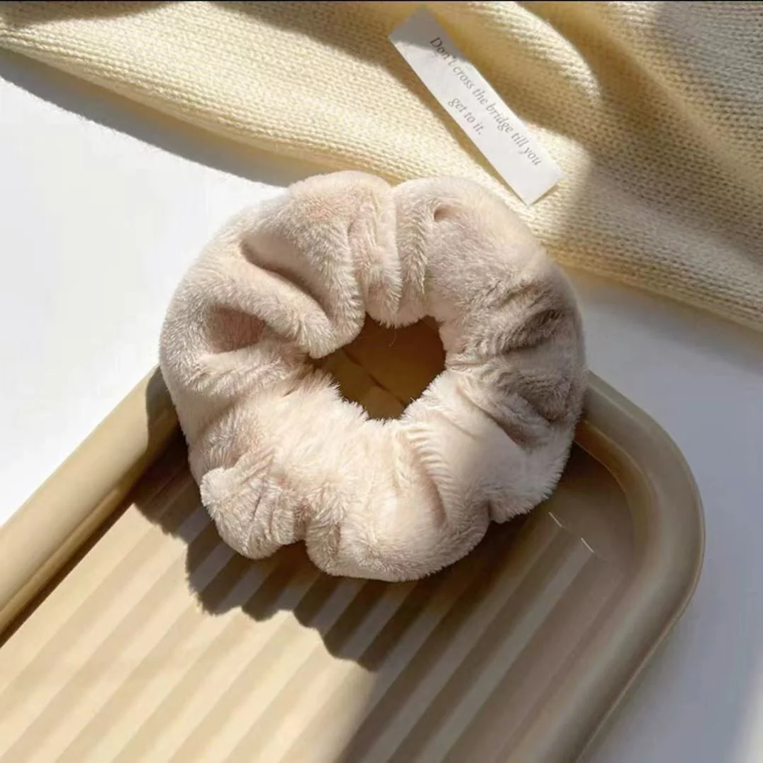 Cute Fur Scrunchies - Image 9