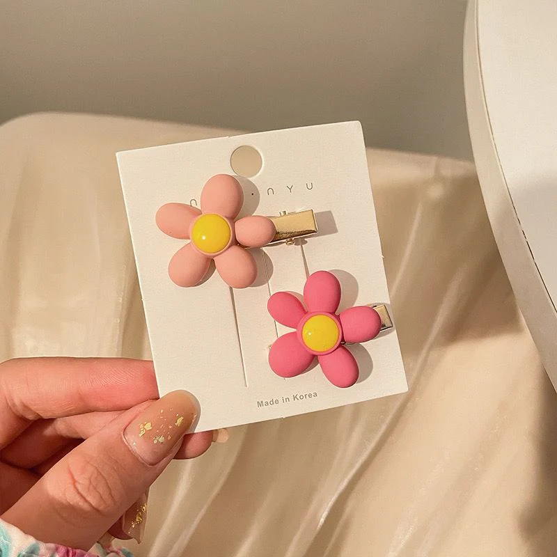 Cute Korean Hairpins- pack of two - Image 6