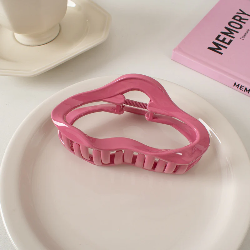 Cutesy Candy-Coloured Hair Claw Clip - Image 5