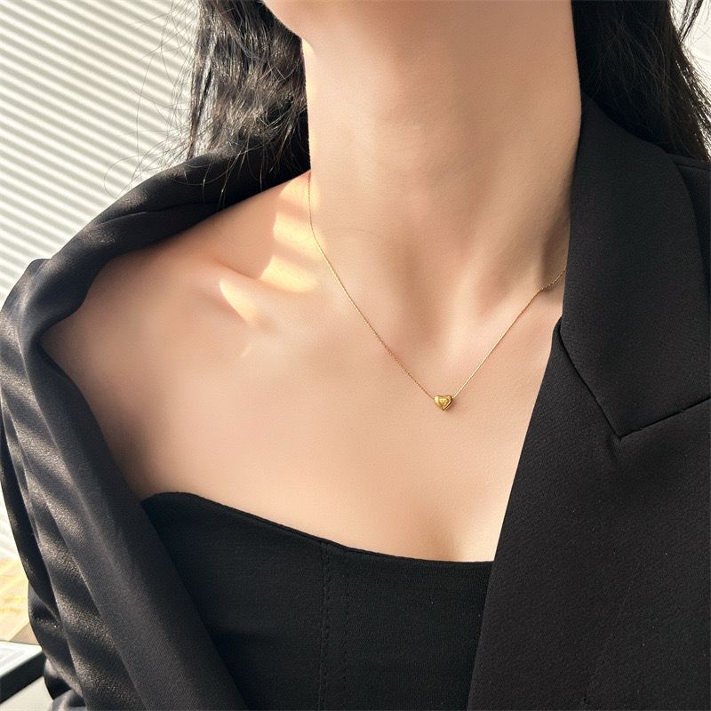 Dainty Heart Necklace - Image 4