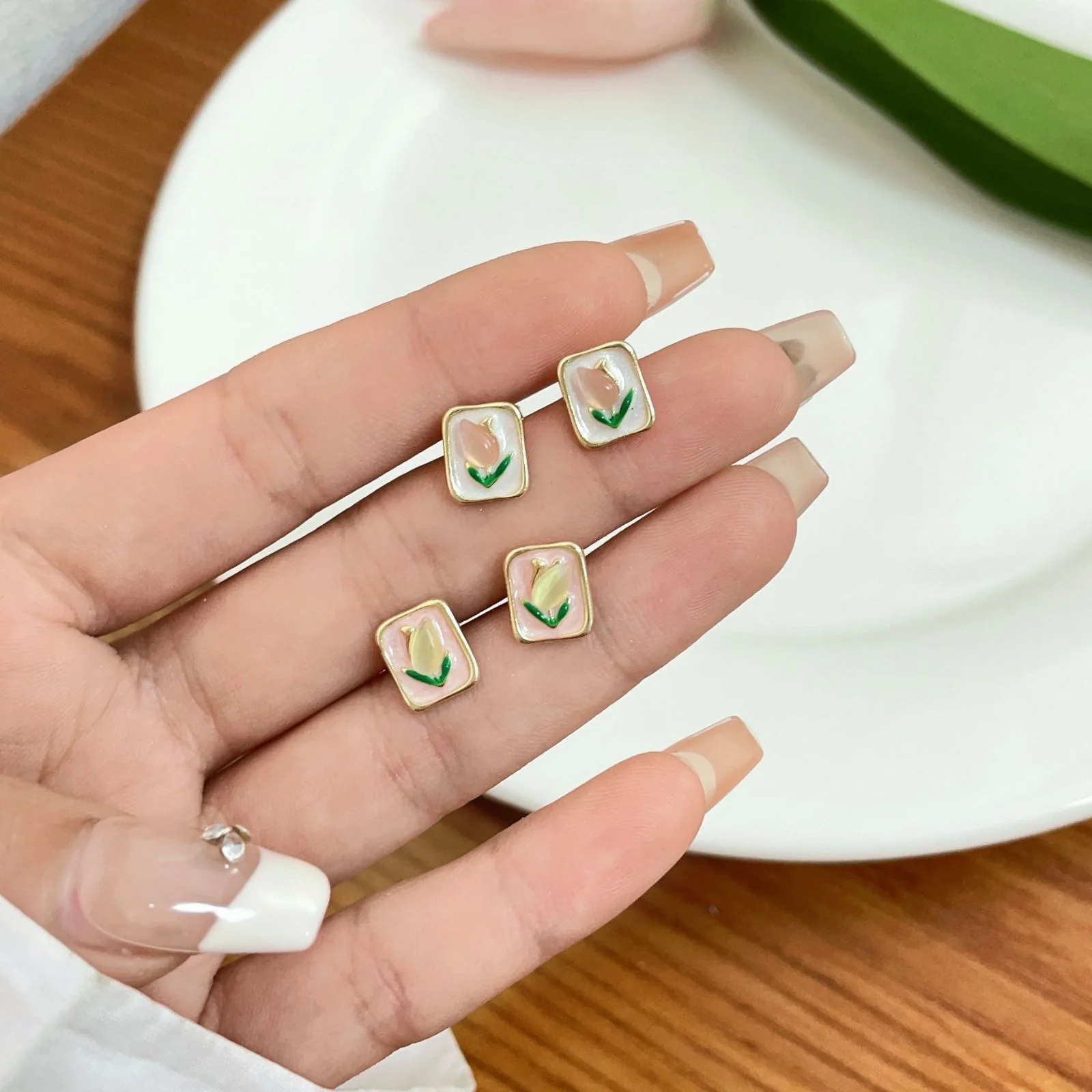 Dainty Pastel Tulip Earrings - Image 4