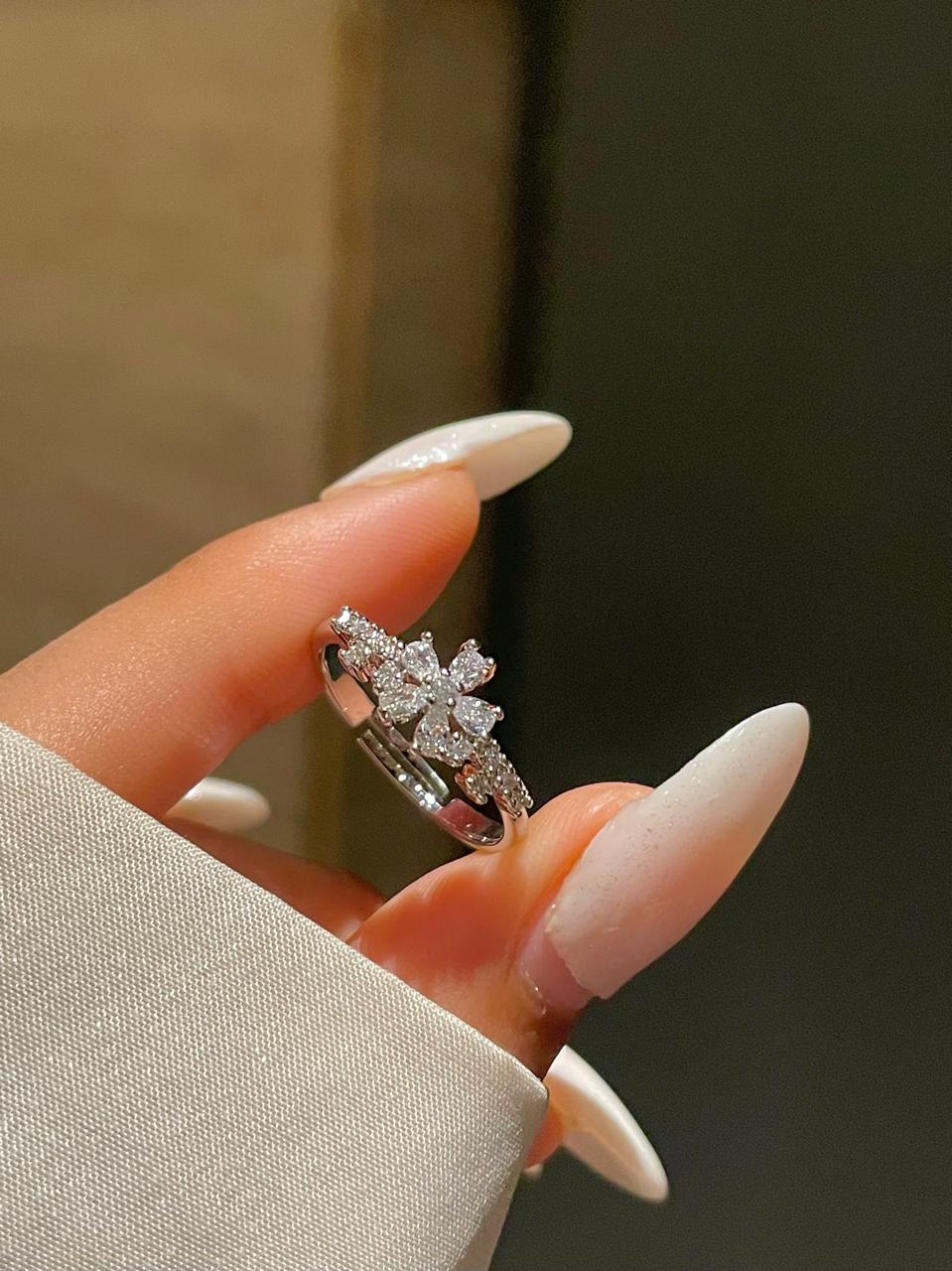 Daisy Ring