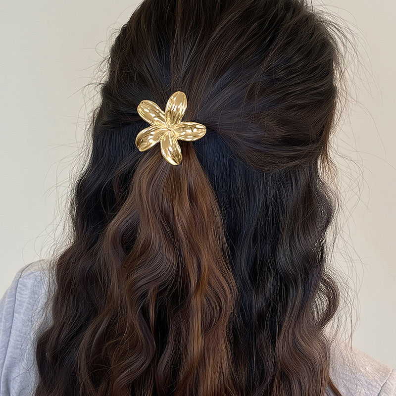 Daisy Statement Metal Hair Tie - Image 2