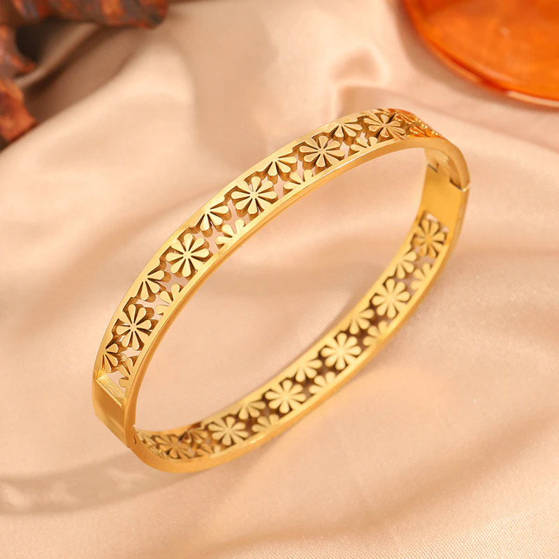 Daisy Wrap Bracelet - Image 3