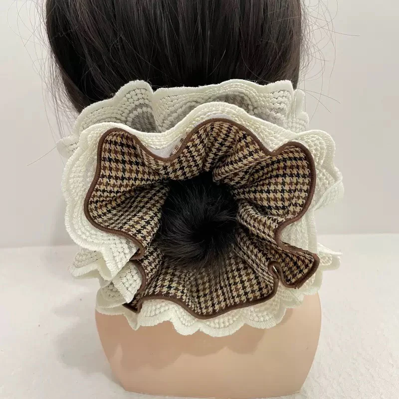 Delicately Pleated Grid Scrunchie - Image 2