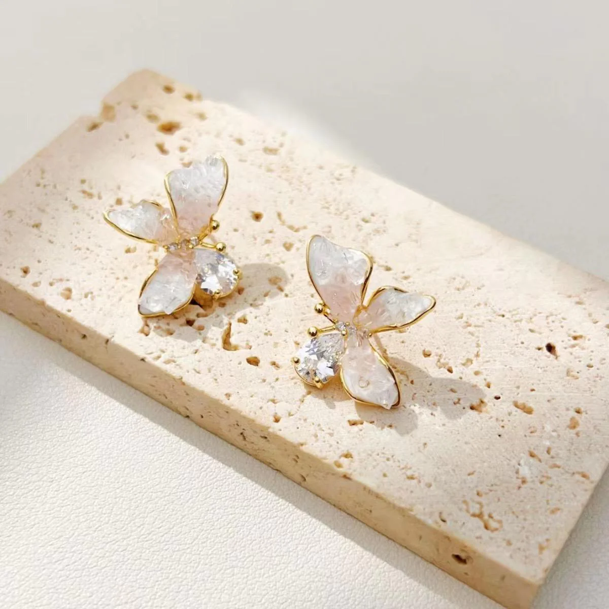 Delulu Butterfly Earrings- pink - Image 4