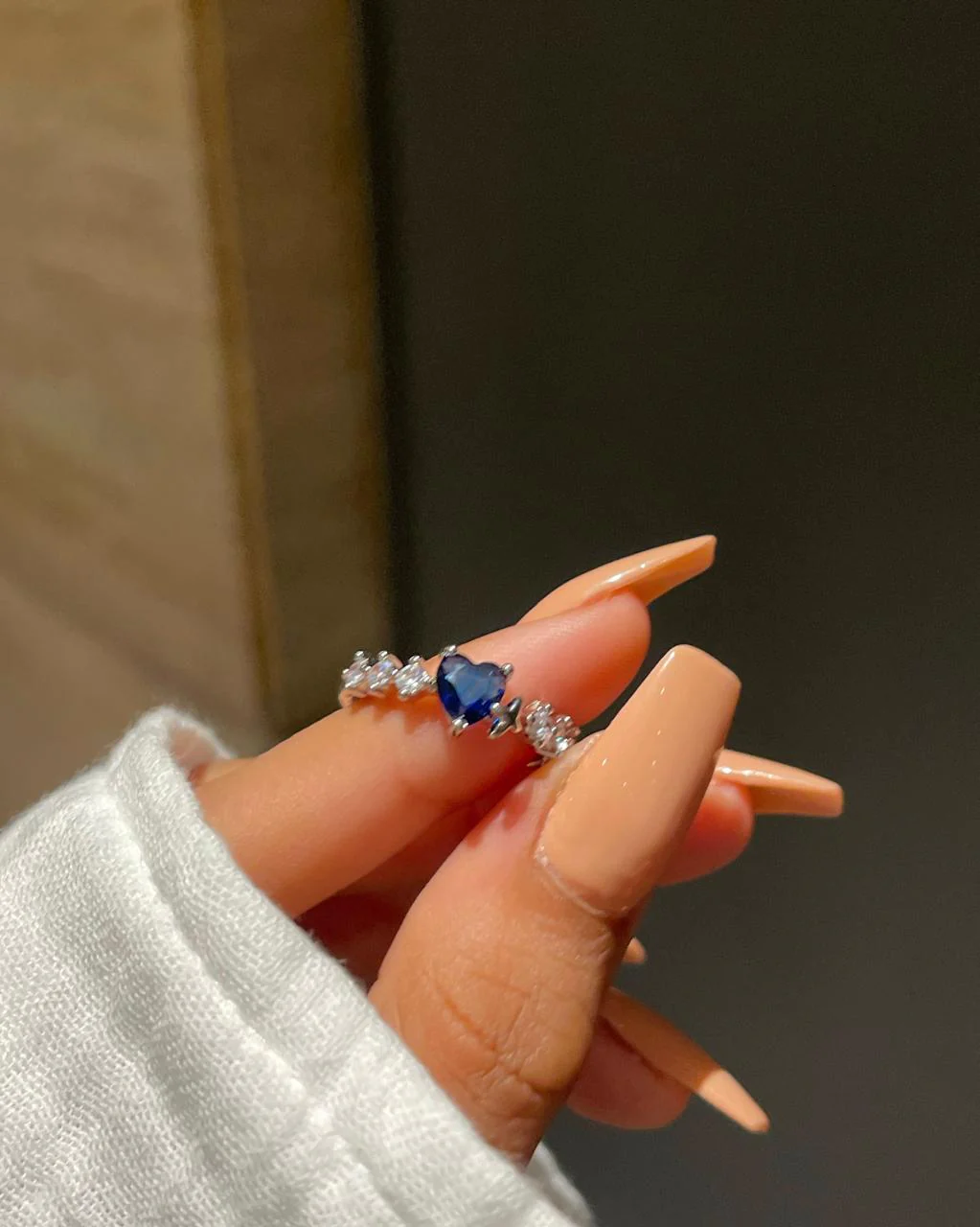 Derry Heart Ring- Royal blue - Image 2