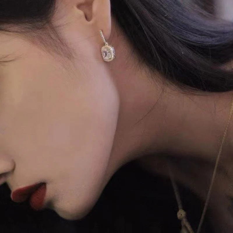 Diana Earrings - Image 3