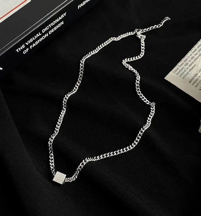 Domino Men’s Chain Necklace - Image 3