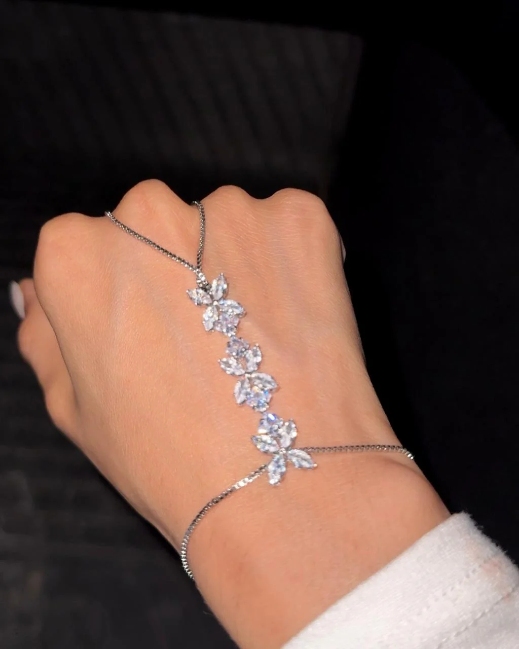 Dream come true! Hand Jewellery - Image 4