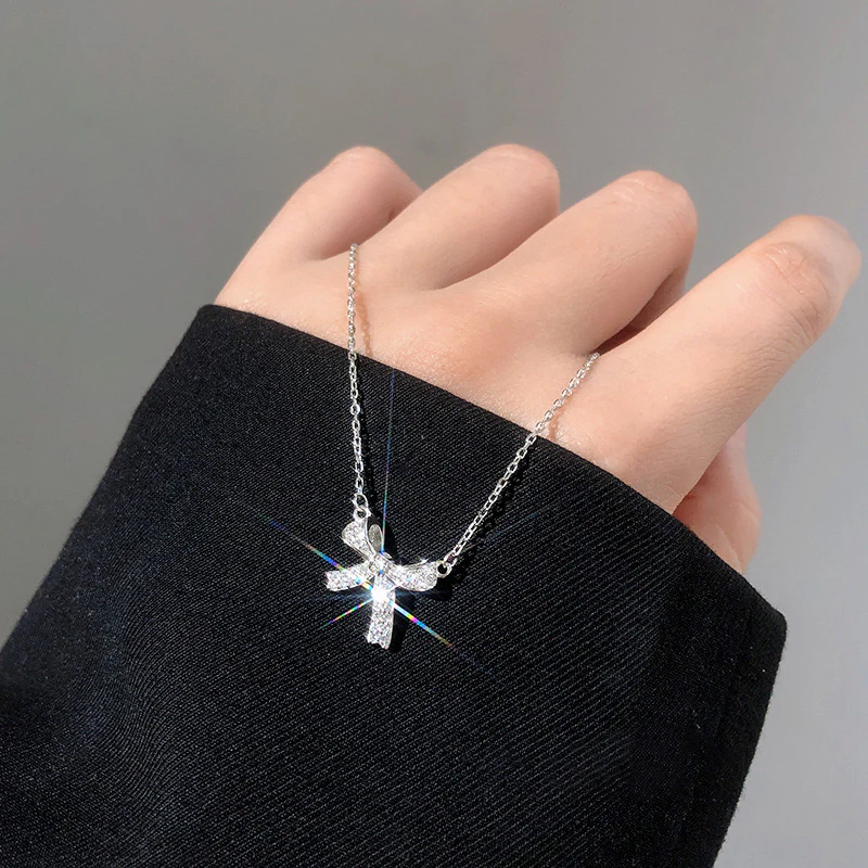 Dreamcore Bow Necklace - Image 2