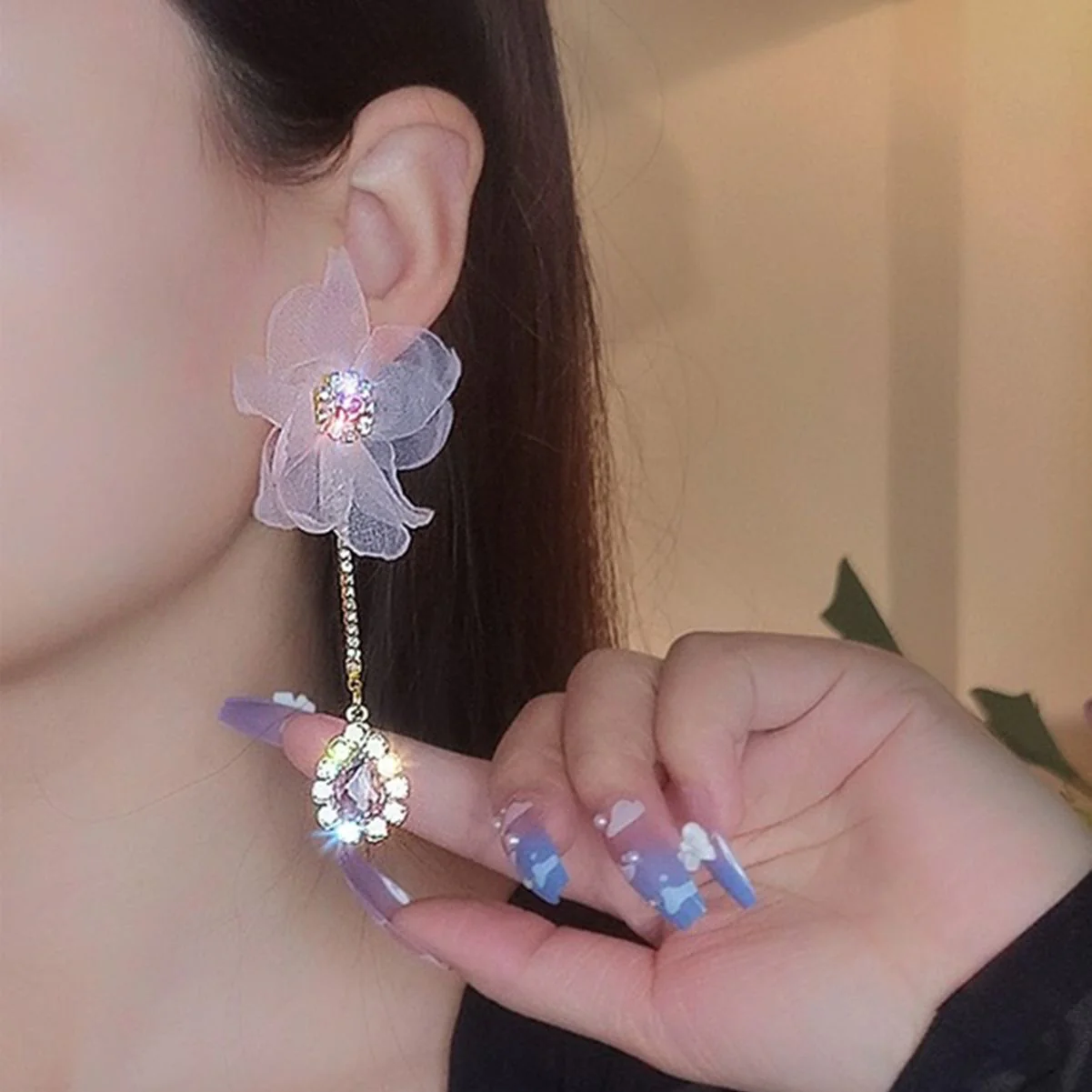 Dreamgirl Floral Earrings - Image 3