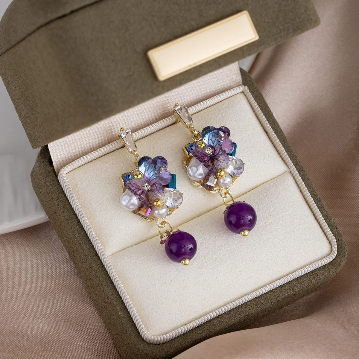 Dreamland Fae Earrings - Image 4
