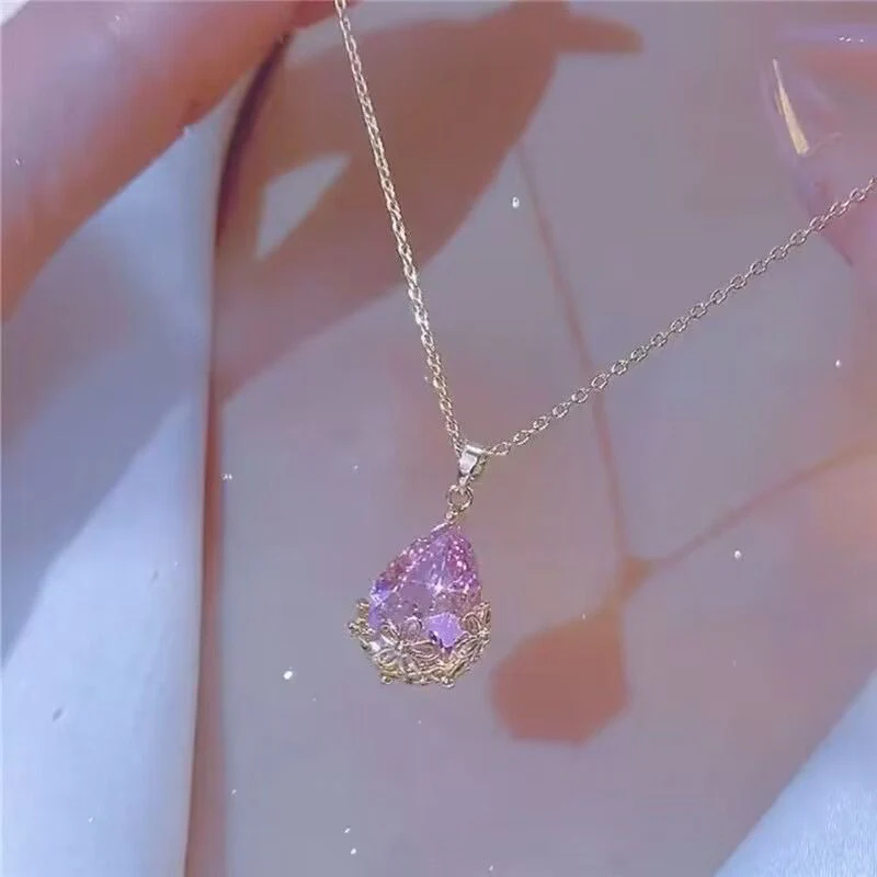 Dreamland Necklace- pink - Image 4