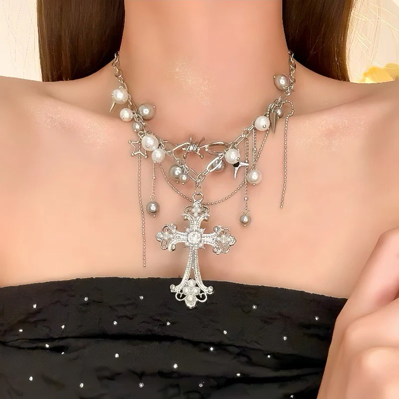 Dreamspell Fantasy Pearl Necklace - Image 4