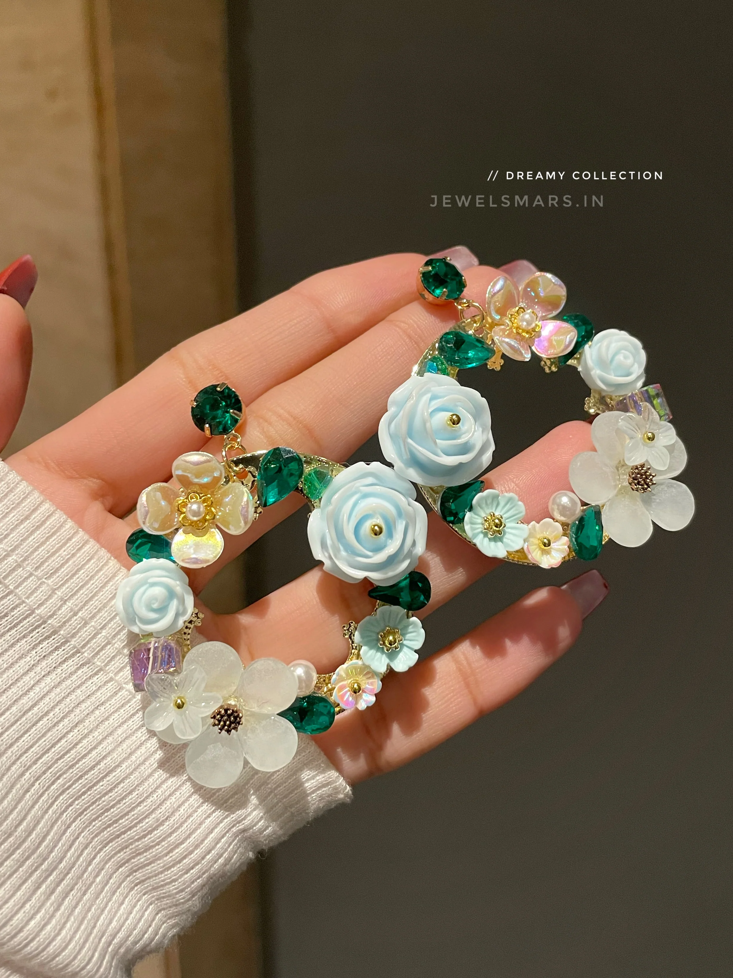 Dreamy Bloom Earrings- green - Image 2