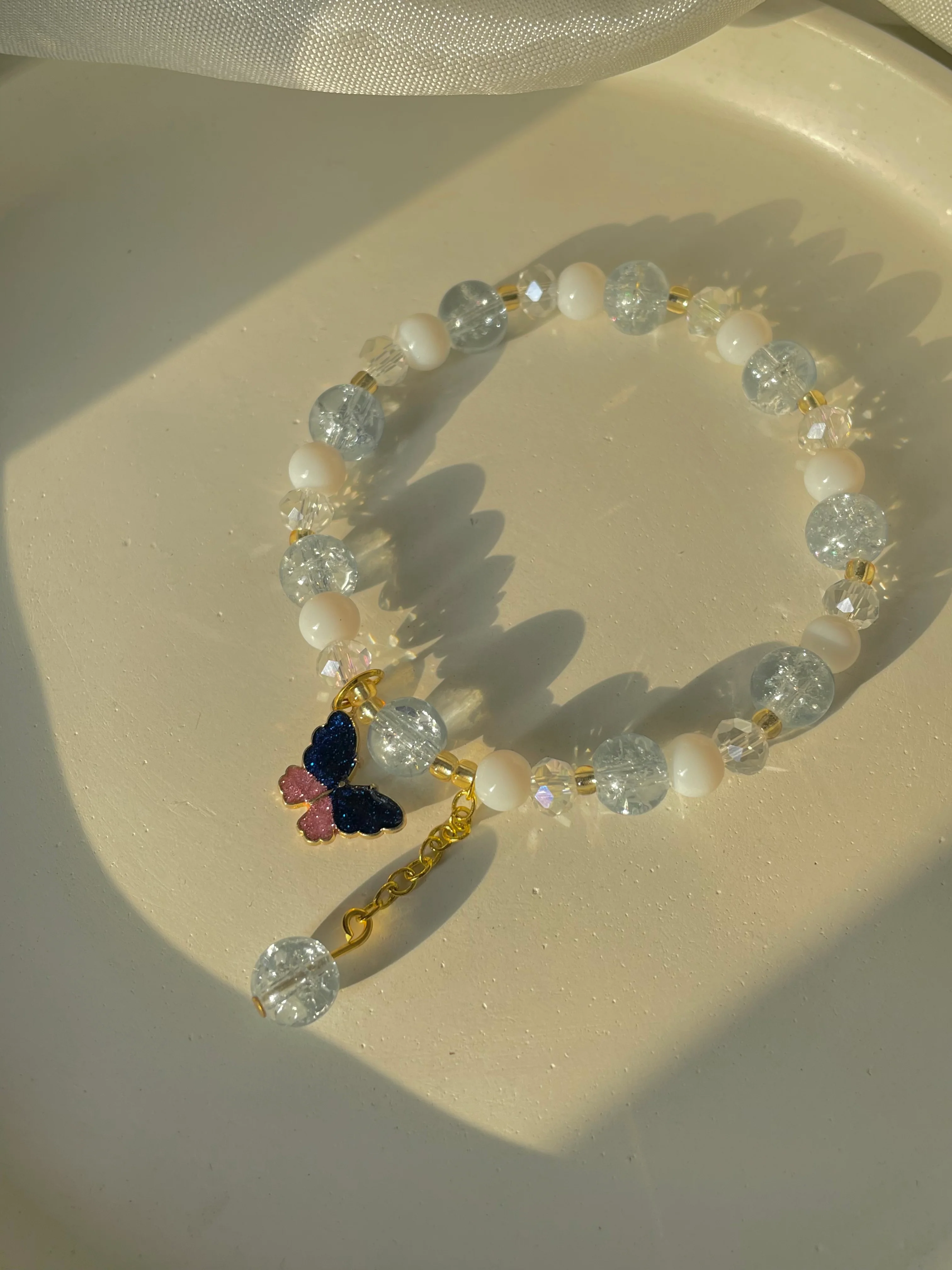 Dreamy butterfly bracelet - grey & white - Image 3
