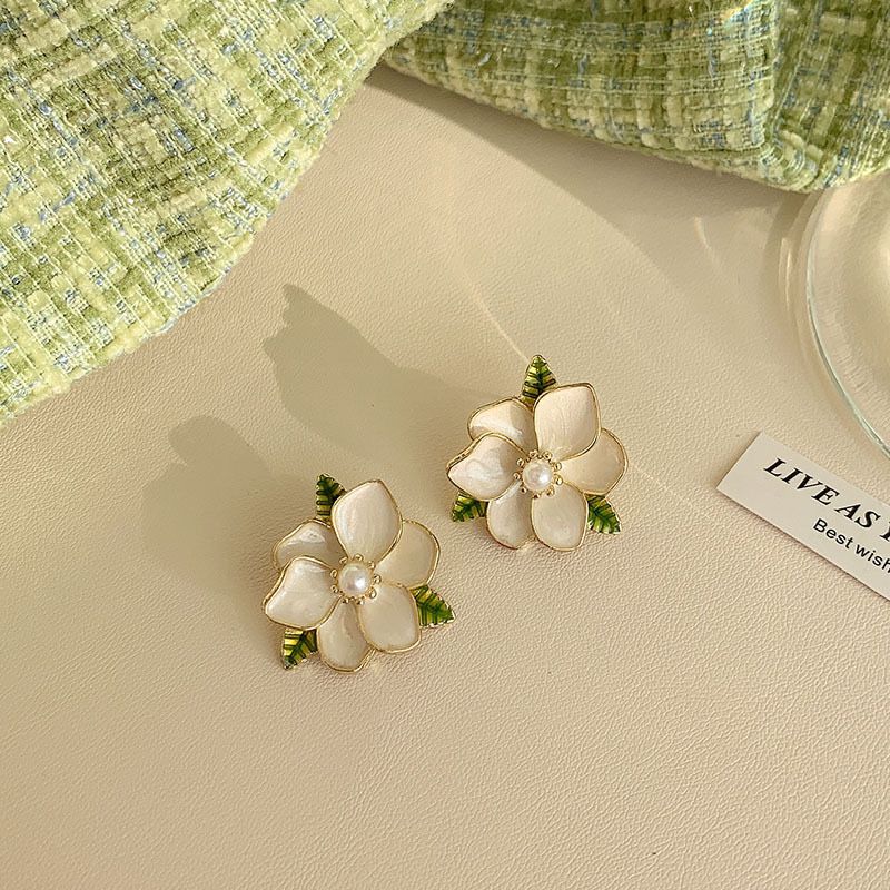 Dreamy Floral Fantasy Earrings - Image 3