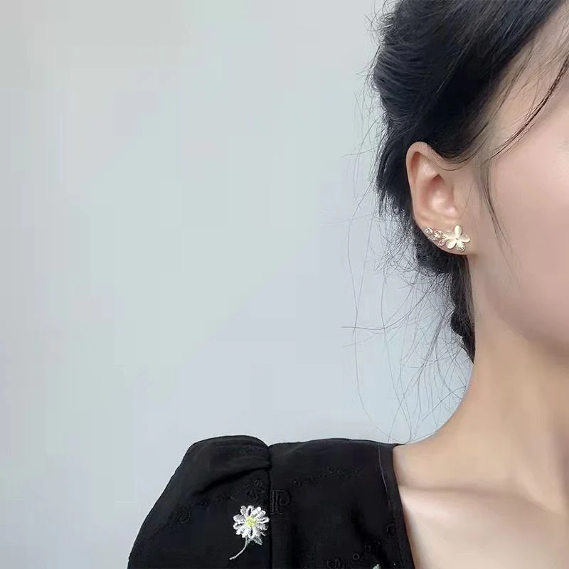 Dreamy Flower Petal Earrings - Image 3