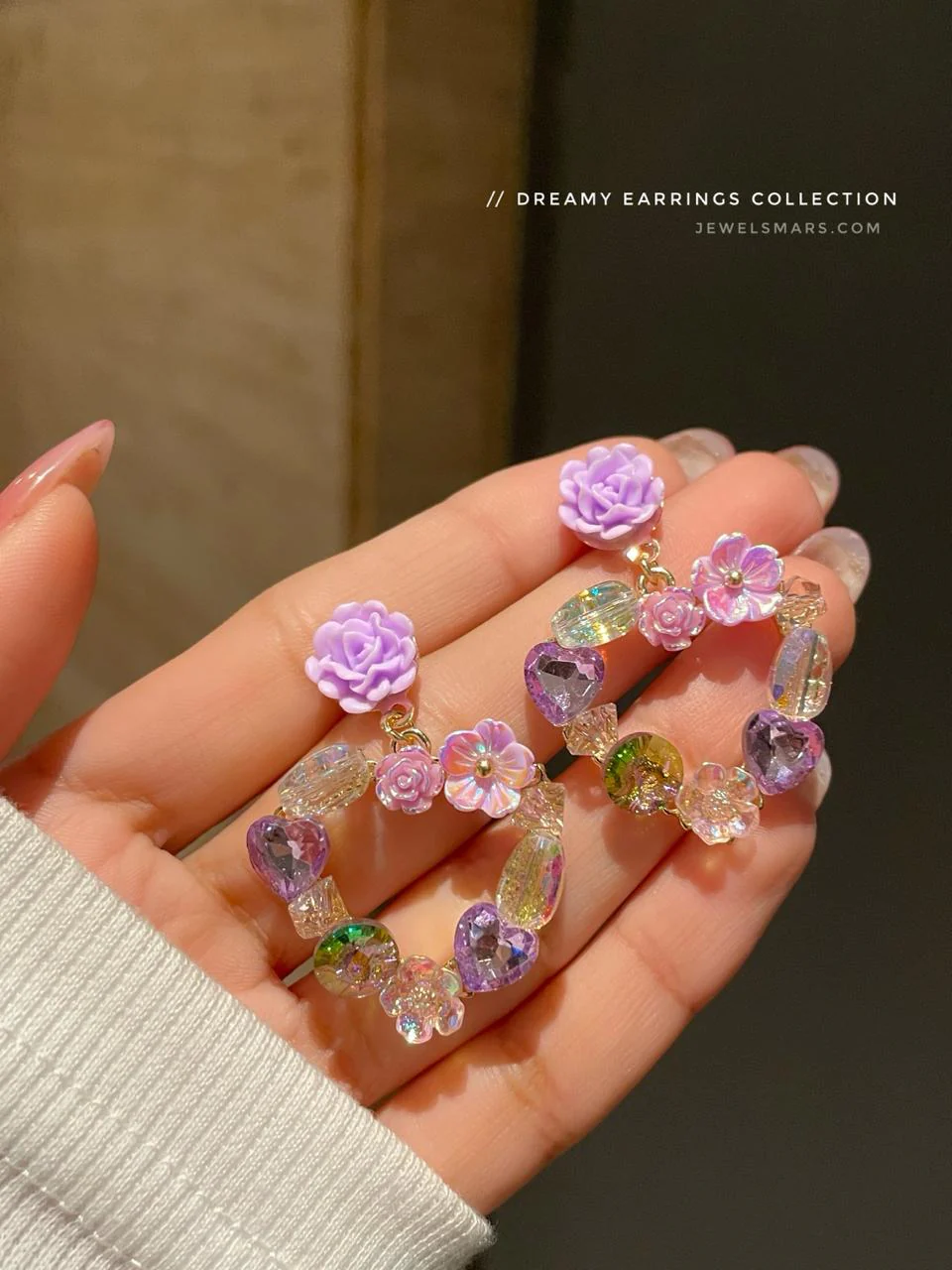 Dreamy Heart Earrings - Image 3