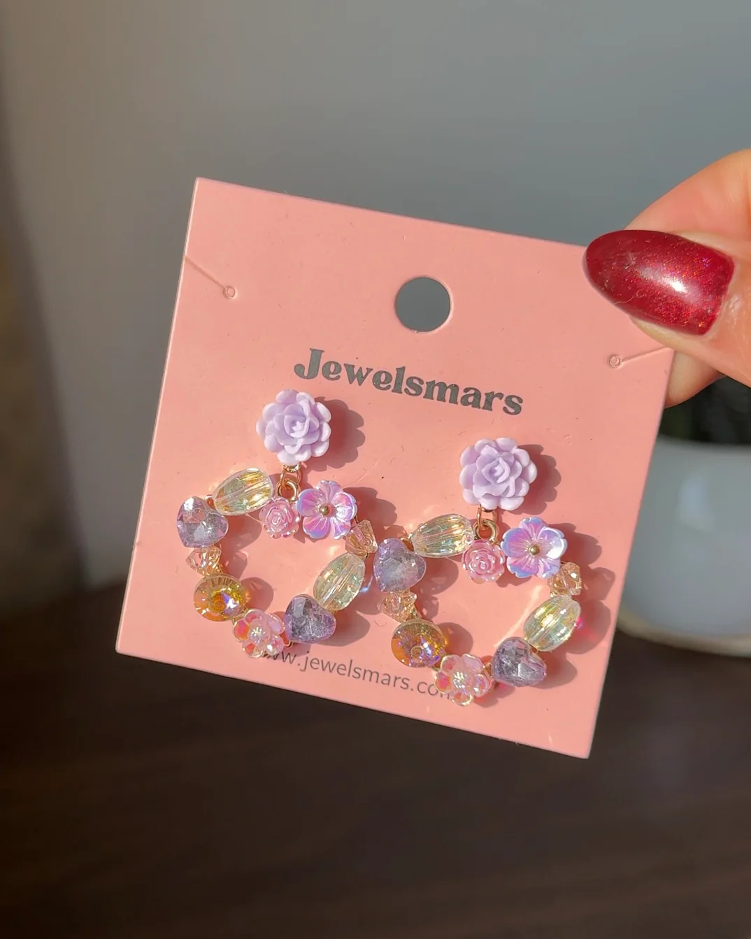 Dreamy Heart Earrings - Image 4