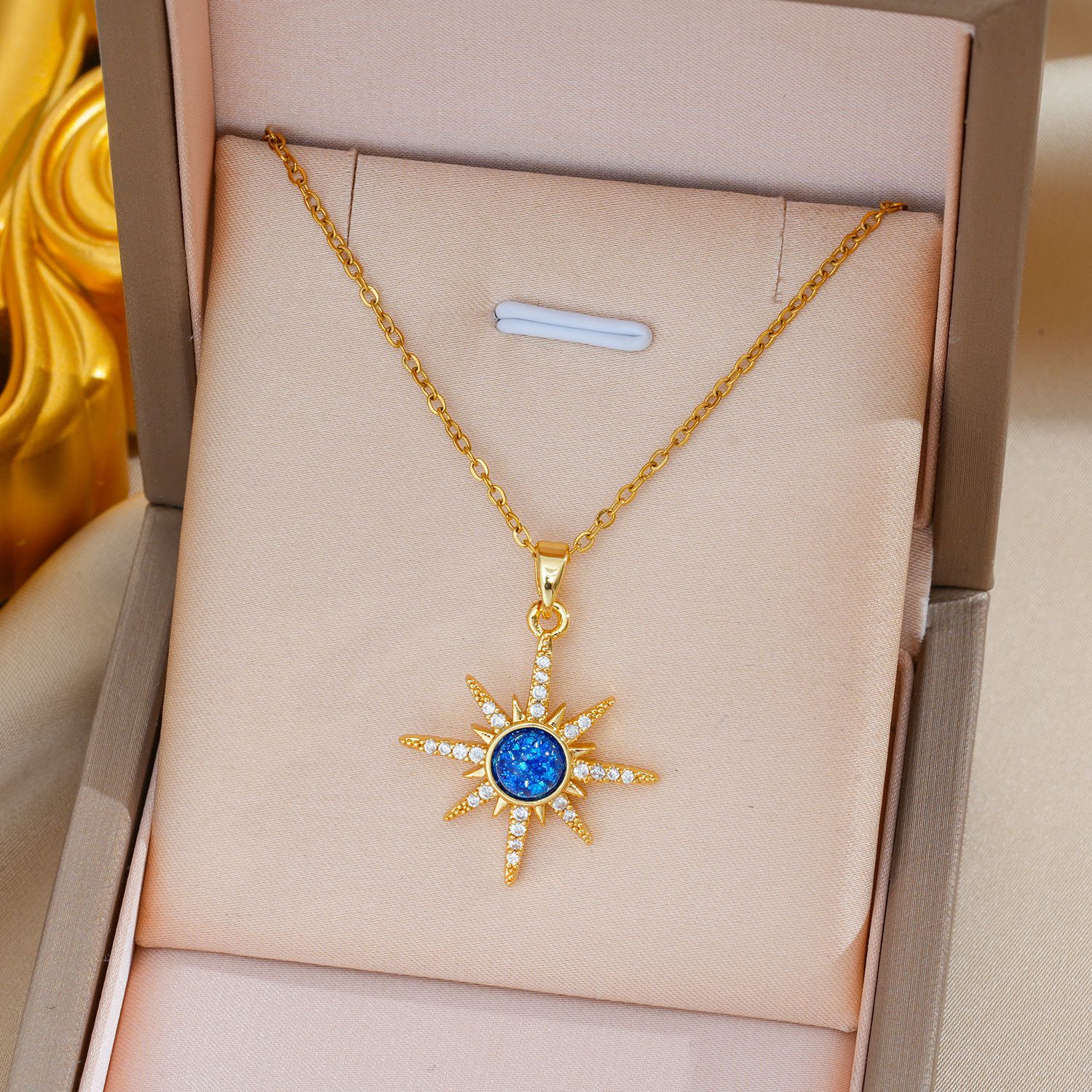 Dreamy Sun Necklace - Image 4