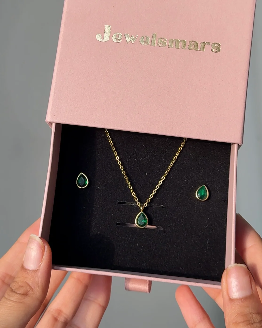 Drop Emerald Green Necklace with Earrings Gift Hamper - Image 2