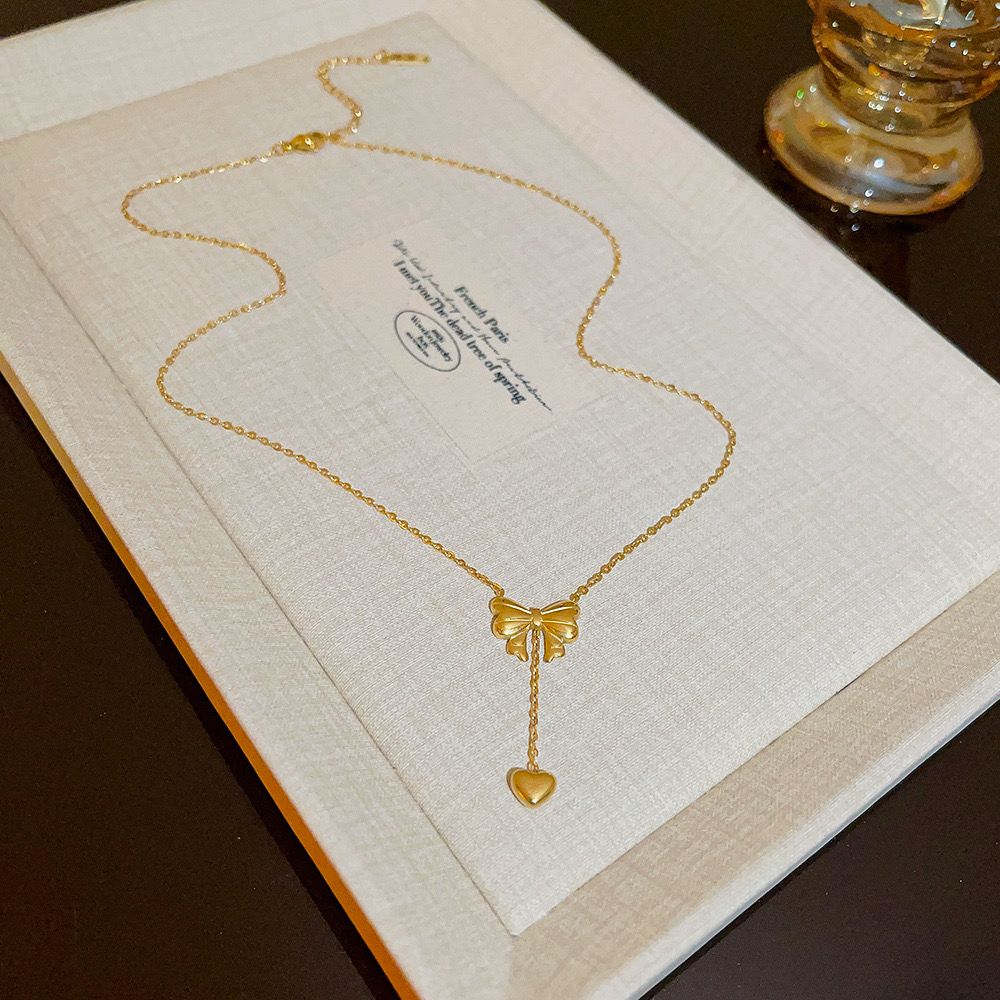 Dropped my Heart Bow Necklace - Image 10